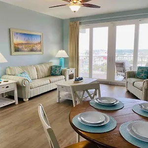 resort-style-luxury-apartment.panamacity-beachhotels.com/