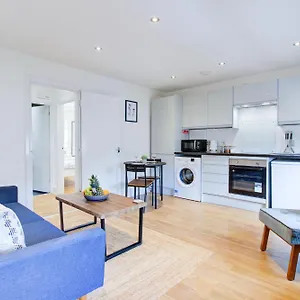 apt-wonderful-two-bedroom.brighton-hotels-england.com/
